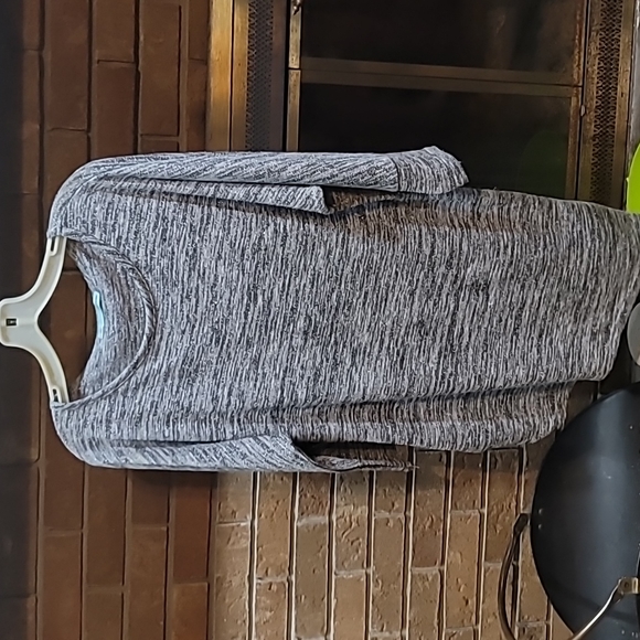 Top - Picture 1 of 3